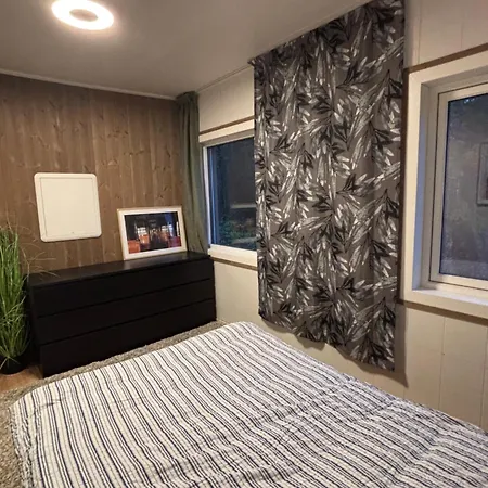 Nyaraló House With Parking And View Harstad