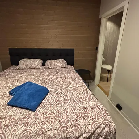 House With Parking And View Nyaraló *