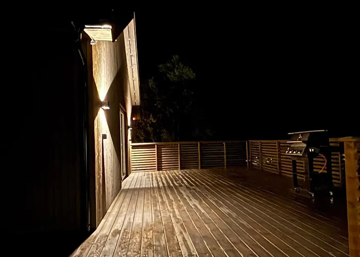 Semesterbostad House With Parking And View *